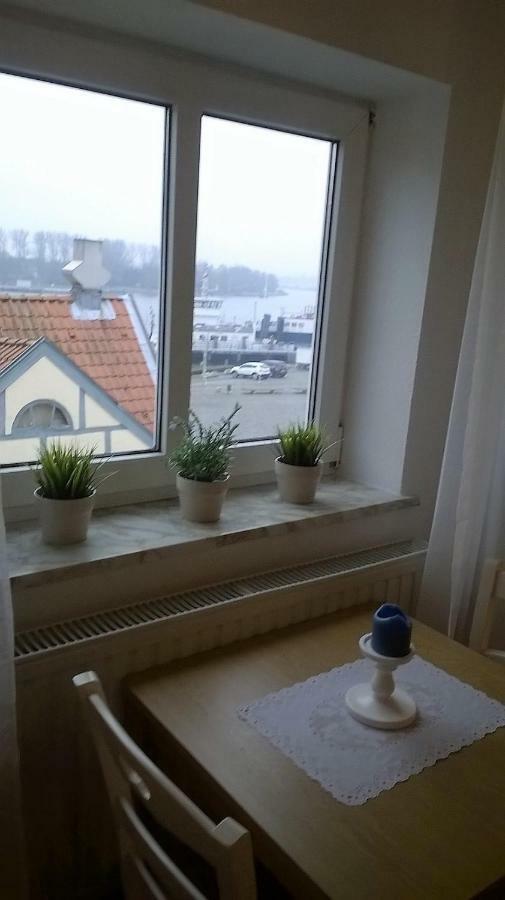 Rooming24, Kleine Pension Lübeck Exteriör bild